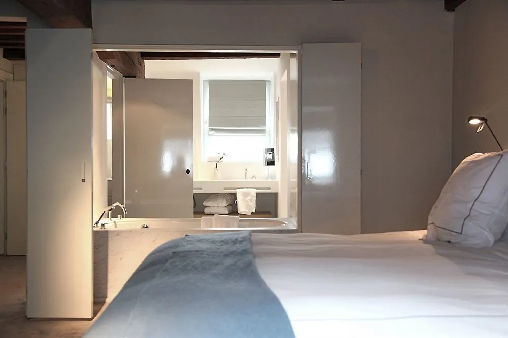 Hotel Julien Antwerpen 4*,