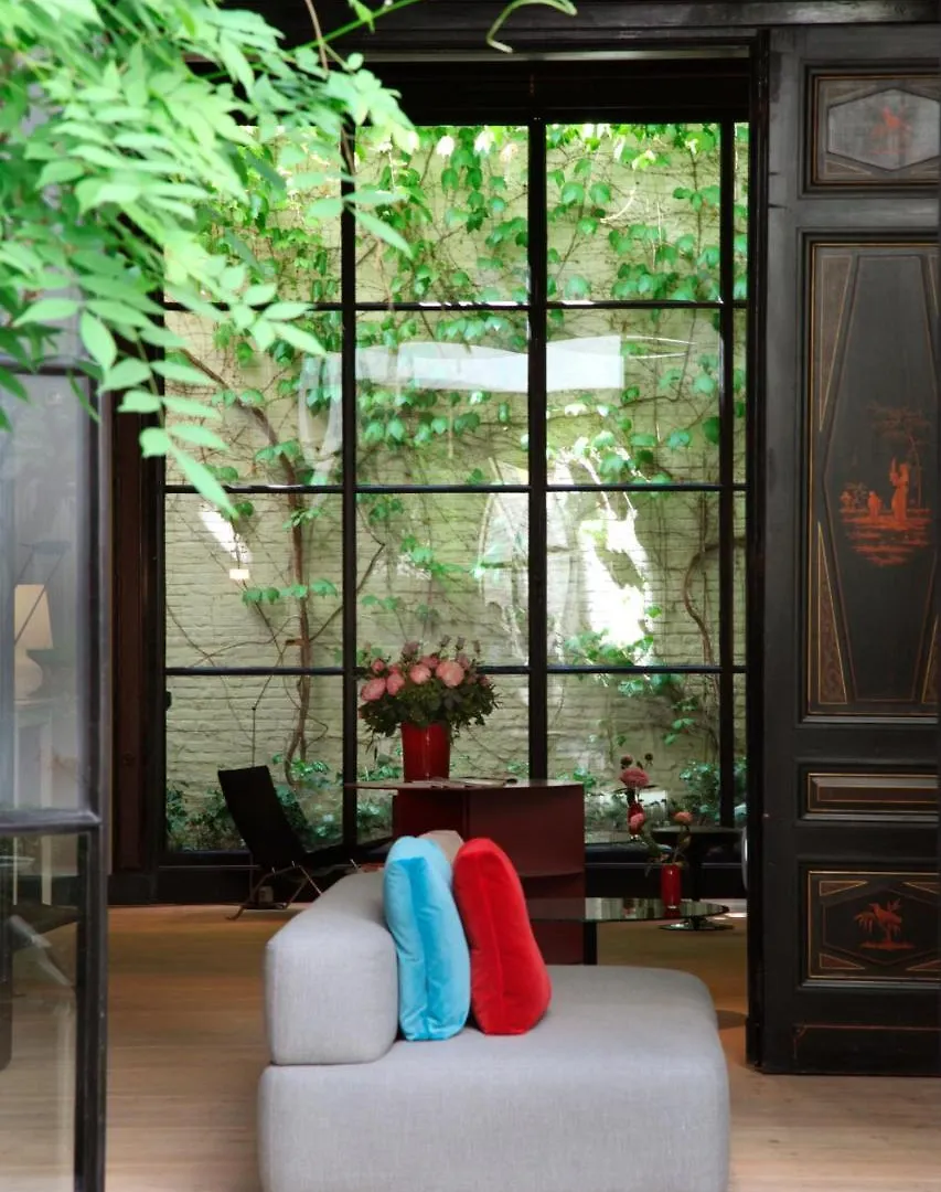 Hotel Julien Antwerpen 4*,