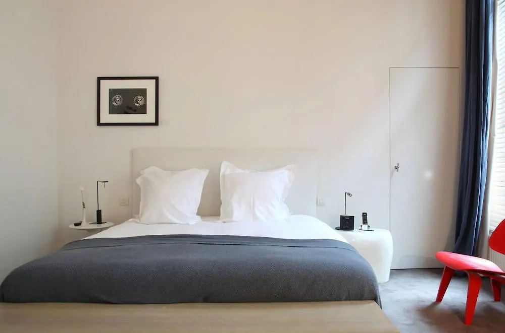 Hotel Julien Antwerp 4*,